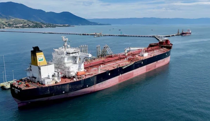 Pakistan to Receive First US Crude Oil Shipment After Trump’s Trade Deal