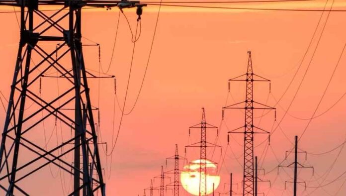 Pakistan’s Power Use Rebounds Sharply as Industries Reconnect to National Grid